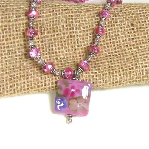 polished bronze chain necklace-Handmade Pink Artisan Bead Pendant Necklace