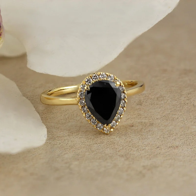 gothic-inspired hawk talon ring-Auriya 14k Gold 1 2/3ctw Teardrop Pear-cut Black Diamond Halo Engagement Ring