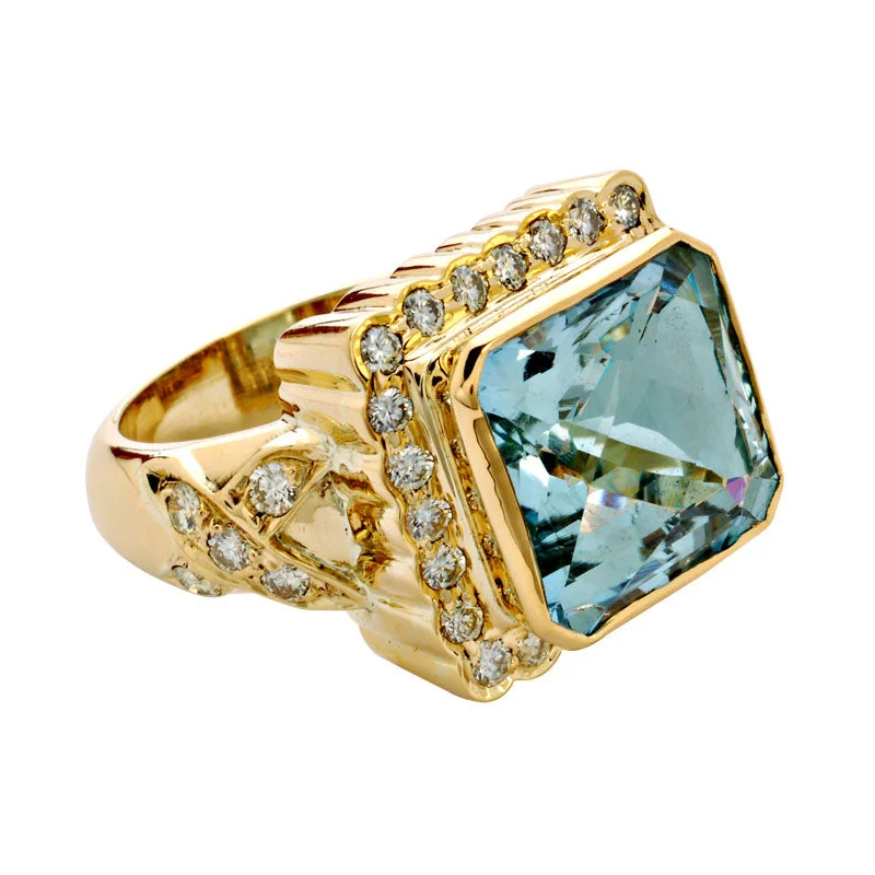 Ring-Aquamarine and Diamond